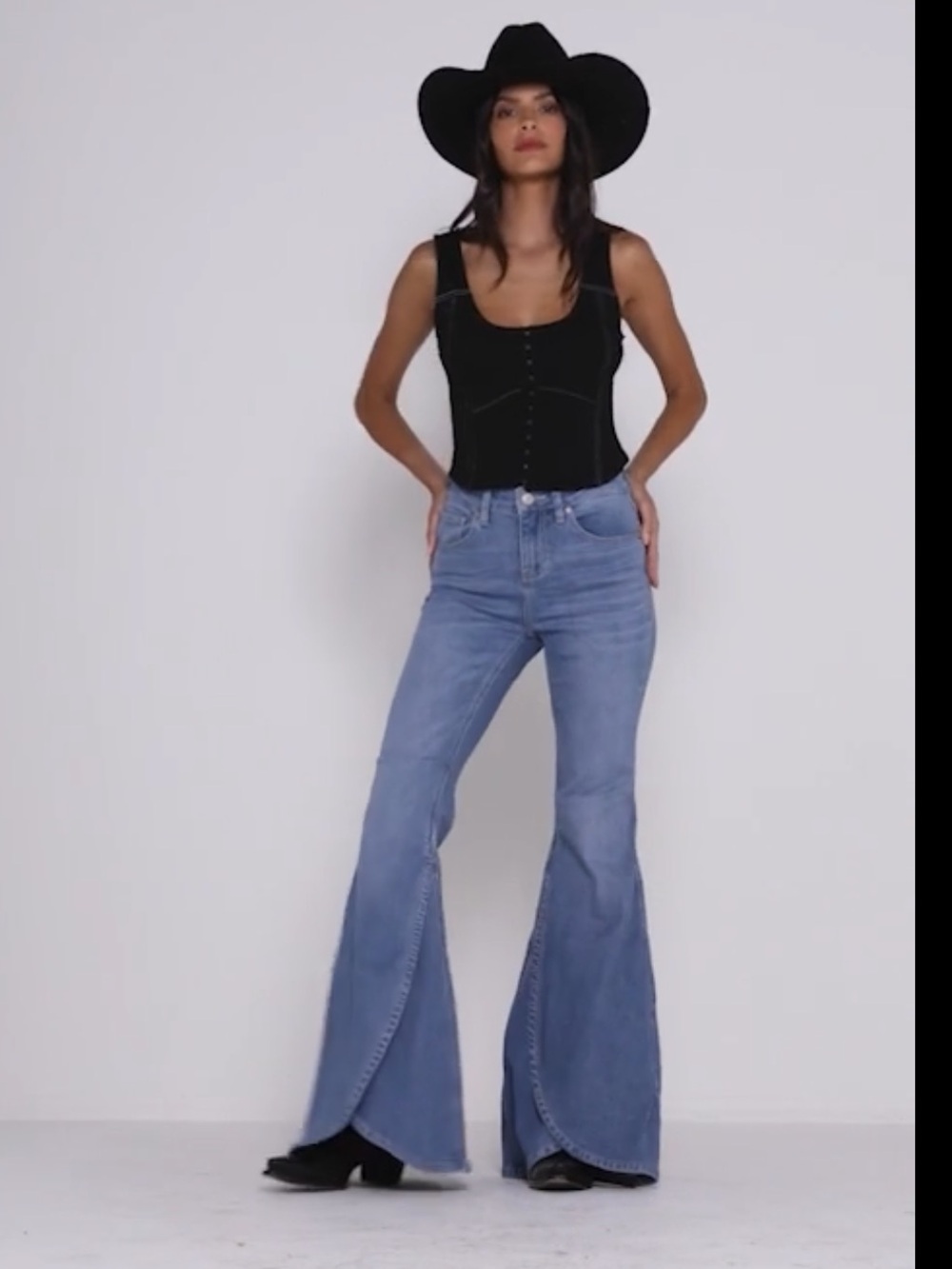 Shyanne High Rise Super Flare Tulip Jeans